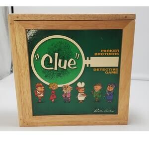 CLUE Detective Game Nostalgia Series Wood Box 2002 Wooden Case 100% Complete